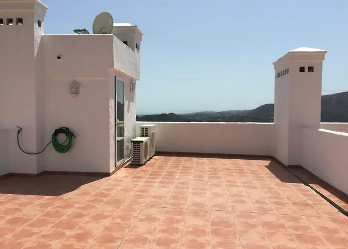 Luxury Duplex With Views. Hébergement de vacances Marbellac