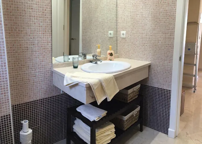 Hébergement de vacances Luxury Duplex With Views. *